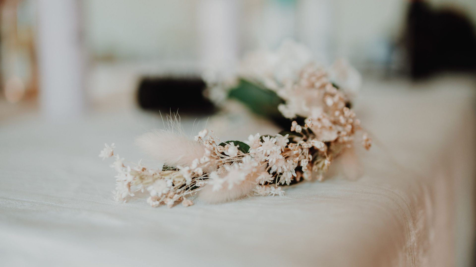 Fleurs coiffure mariée - Mariage lyon Clermont ferrand Vichy